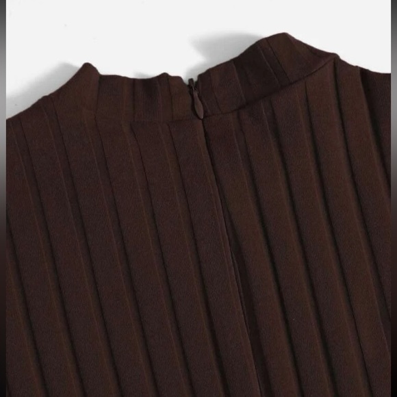 Brown ribbed romper - Picture 3 of 3